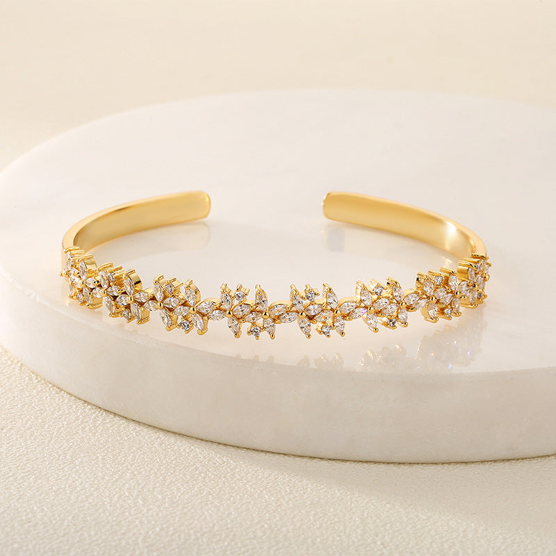 ✨ Bloom with Timeless Elegance